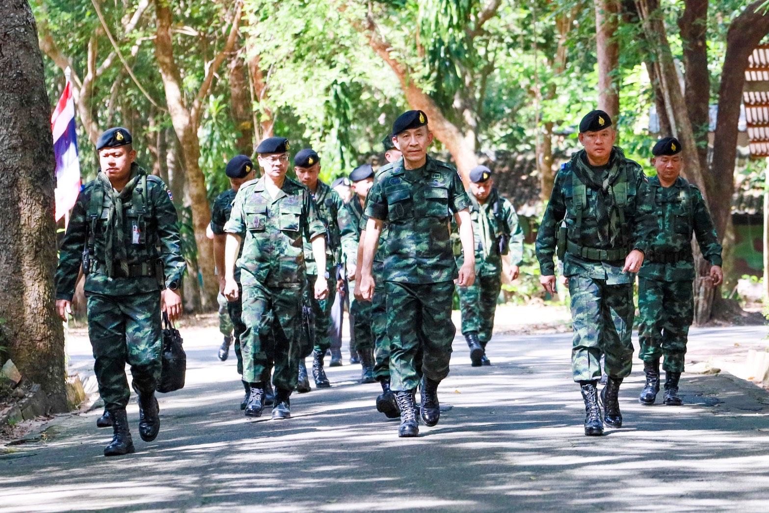 พลเอก ธราพงษ์ มะละคำ ปลัดกระทรวงกลาโหมลงพื้นที่ชายแดนไทย-กัมพูชา