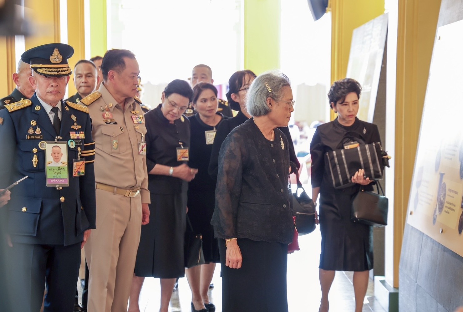 สมเด็จพระกนิษฐาธิราชเจ้า กรมสมเด็จพระเทพรัตนราชสุดา ฯ สยามบรมราชกุมารี เสด็จพระราชดำเนินไปทรงเปิดอนุสรณ์สถานสำนักงานปลัดกระทรวงกลาโหม