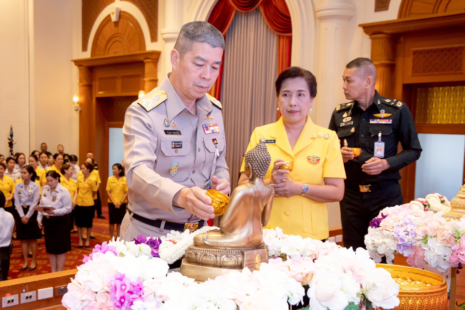 สำนักงานปลัดกระทรวงกลาโหมจัดพิธีสรงน้ำพระพุทธรูป เนื่องในโอกาสประเพณีวันสงกรานต์ ประจำปี ๒๕๖๙