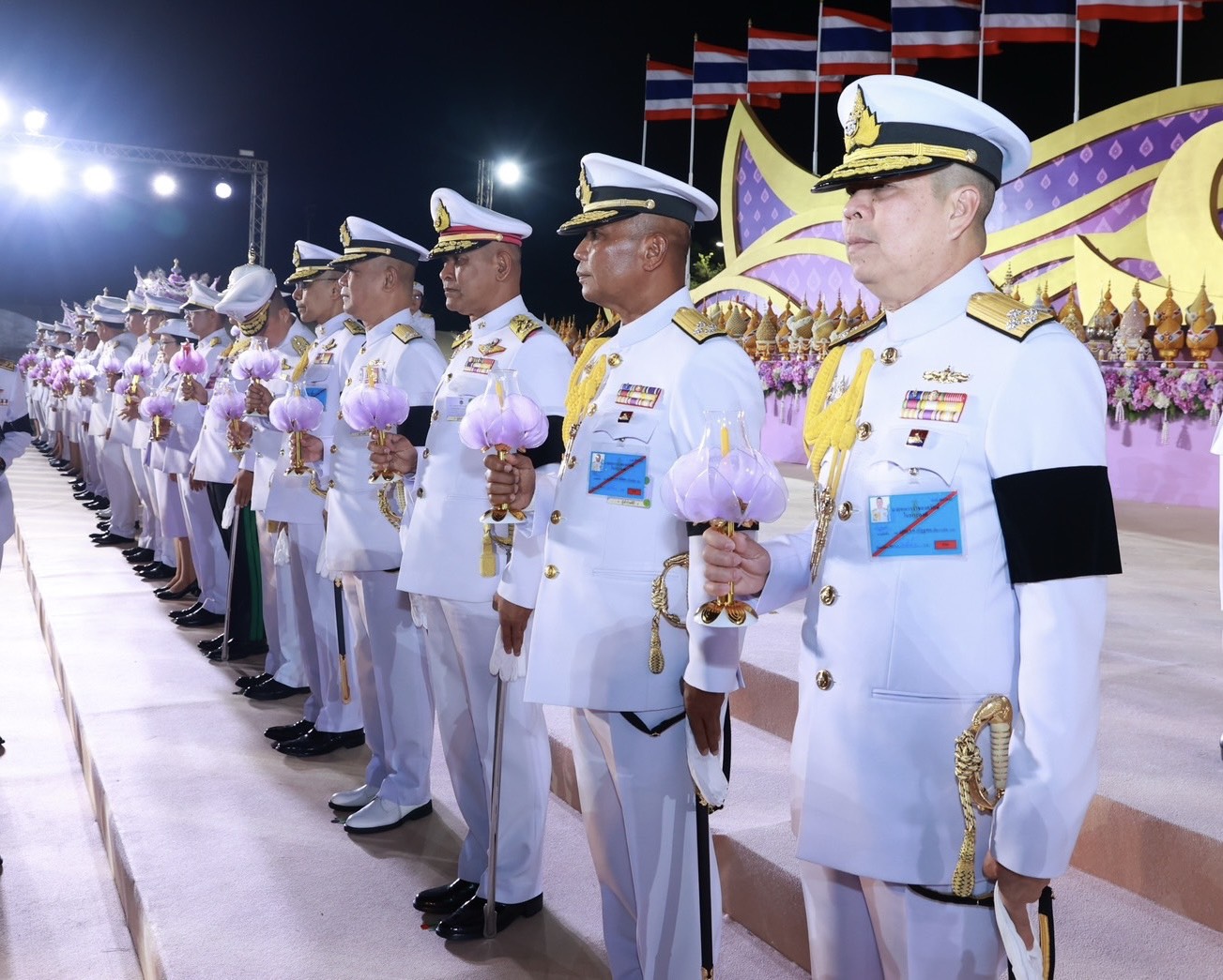 รองปลัดกระทรวงกลาโหม ร่วมพิธีจุดเทียนถวายพระพรชัยมงคล น้อมสำนึกในพระมหากรุณาธิคุณและแสดงความจงรักภักดี เนื่องในโอกาสมหามงคลเฉลิมพระชนมพรรษา ๔ รอบ สมเด็จพระนางเจ้าฯ พระบรมราชินี ๓ มิถุนายน ๒๕๖๙