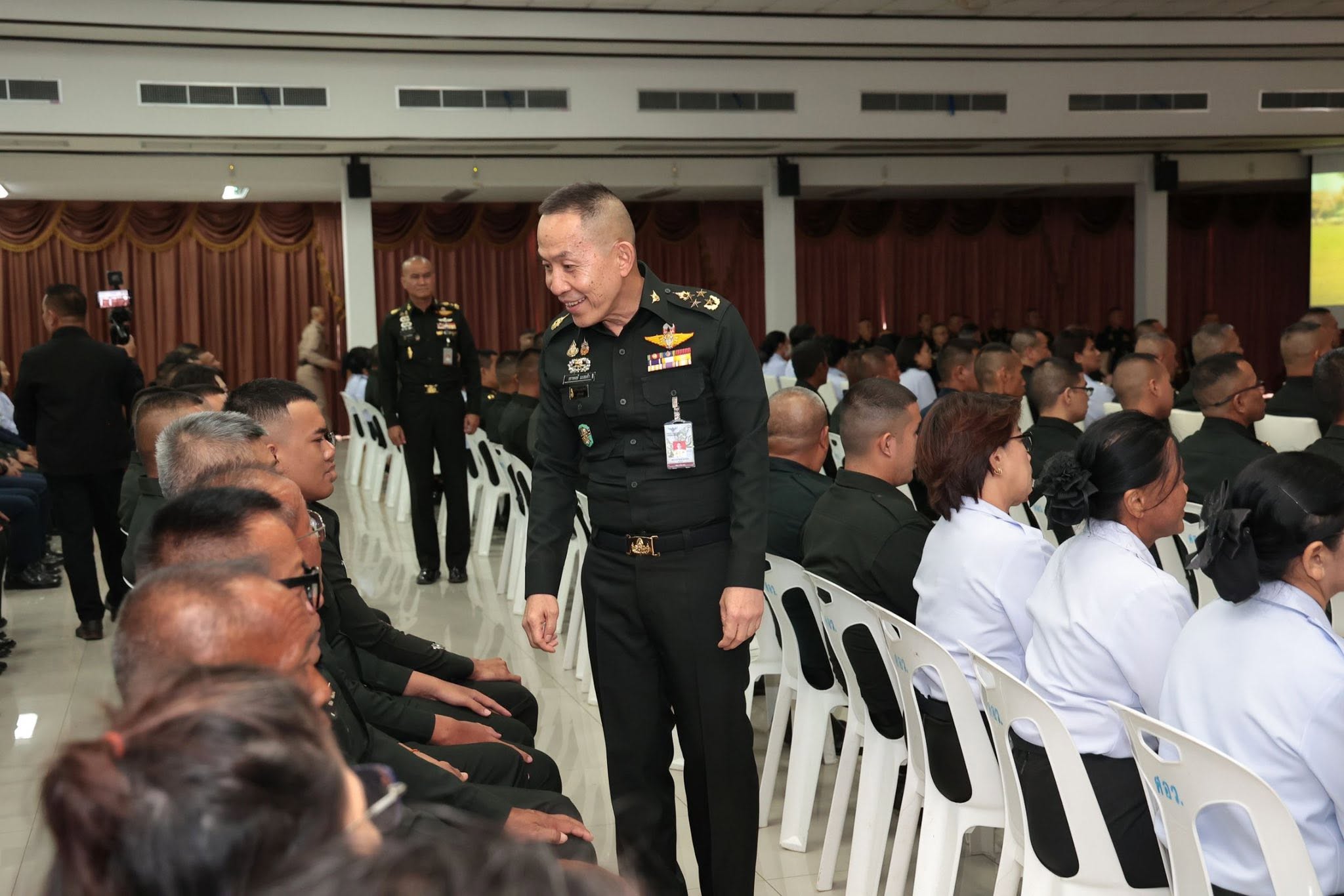 ปลัดกระทรวงกลาโหมตรวจเยี่ยมศูนย์อำนวยการสร้างอาวุธ