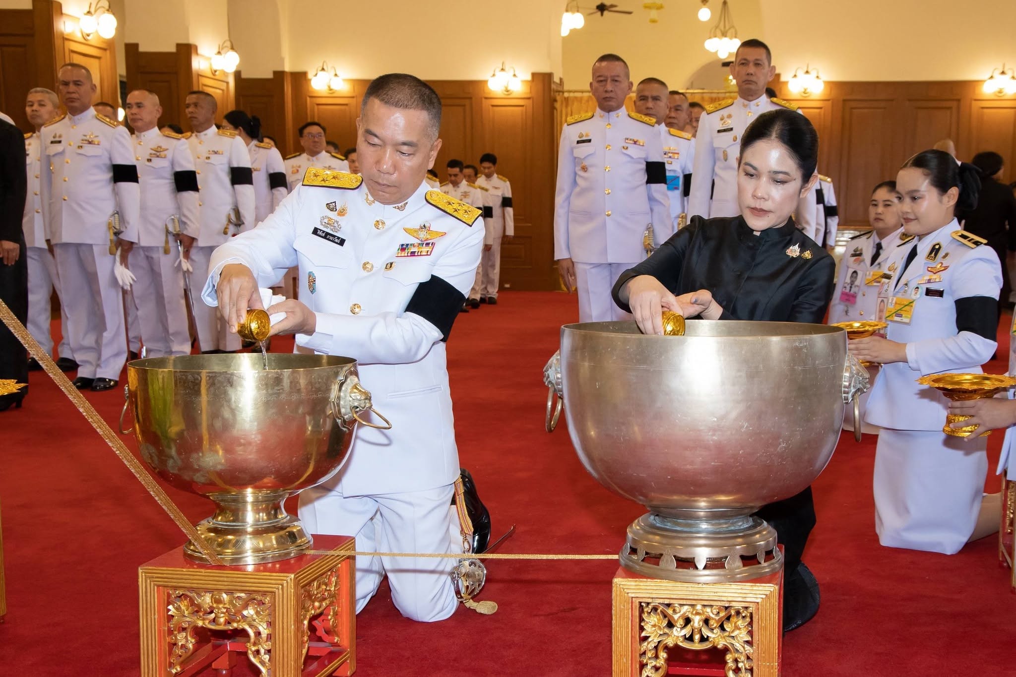 ปลัดกระทรวงกลาโหม นำคณะผู้บังคับบัญชา เข้าถวายน้ำสรงพระศพ สมเด็จพระเจ้าลูกเธอ เจ้าฟ้าพัชรกิติยาภา นเรนทิราเทพยวดี กรมหลวงราชสาริณีสิริพัชร