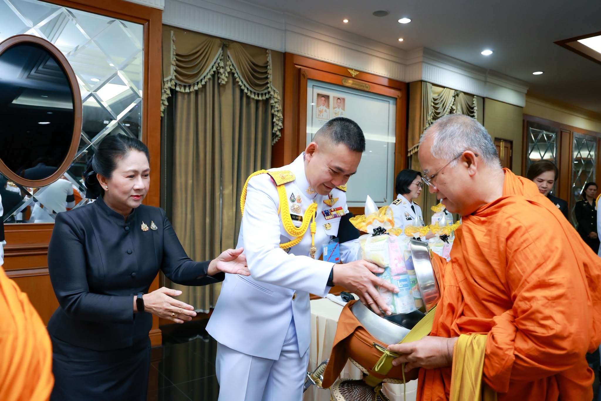 พิธีบำเพ็ญพระราชกุศลปัณรสมวาร ครบ ๑๕ วัน เพื่อถวายเป็นพระราชกุศลและน้อมรำลึกในพระกรุณาธิคุณ