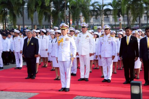 พลเอก ธราพงษ์ มะละคำ ปลัดกระทรวงกลาโหม เป็นประธานในพิธีวางพวงมาลาถวายราชสักการะ