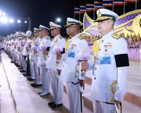 รองปลัดกระทรวงกลาโหม ร่วมพิธีจุดเทียนถวายพระพรชัยมงคล น้อมสำนึกในพระมหากรุณาธิคุณและแสดงความจงรักภักดี เนื่องในโอกาสมหามงคลเฉลิมพระชนมพรรษา ๔ รอบ สมเด็จพระนางเจ้าฯ พระบรมราชินี ๓ มิถุนายน ๒๕๖๙