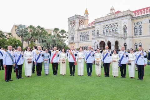 ปลัดกระทรวงกลาโหม นำคณะร่วมงานสโมสรสันนิบาตเฉลิมพระเกียรติ น้อมสำนึกในพระมหากรุณาธิคุณและแสดงความจงรักภักดีต่อสมเด็จพระนางเจ้าฯ พระบรมราชินี